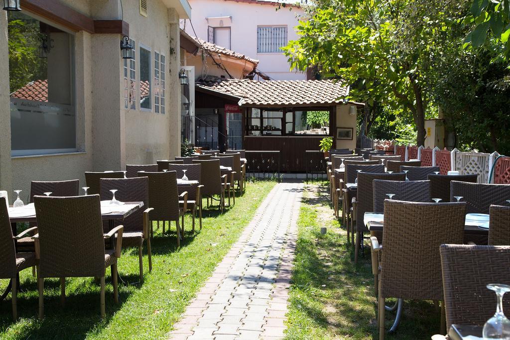 Spilos Hotel Manisa Exterior foto